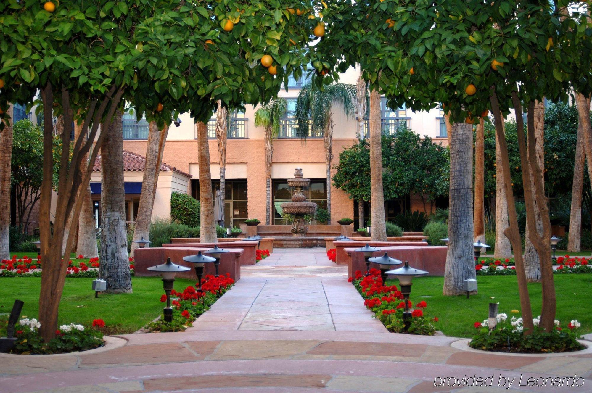 Tempe Mission Palms- Destination Fee Includes Parking Hotel Ngoại thất bức ảnh